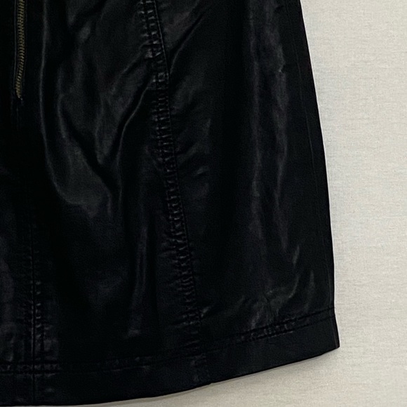 Free People Black Vegan Leather Mini Skirt DD-43 Size 4 - Picture 7 of 15